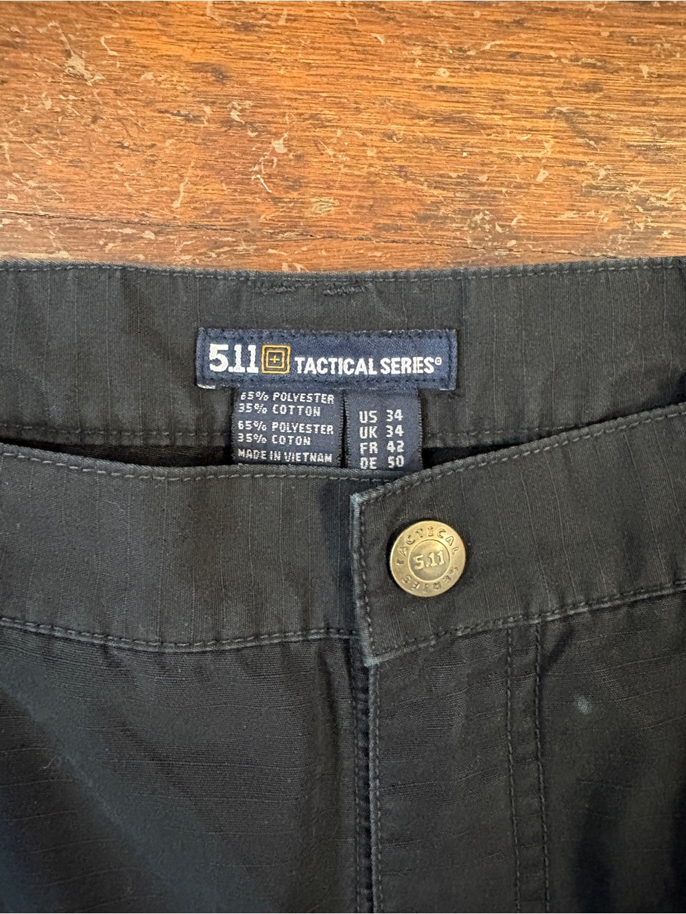 5.11 34” Tactical Cargo Shorts Black Utility Elastic Waist - Picture 5 of 7